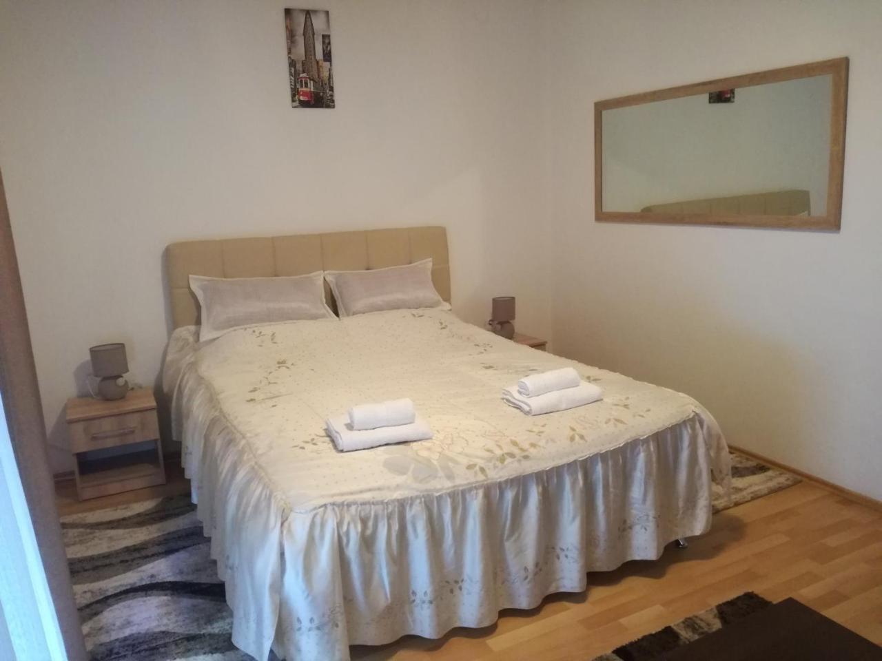 Apartman Centar 1 バニャ・ルカ エクステリア 写真