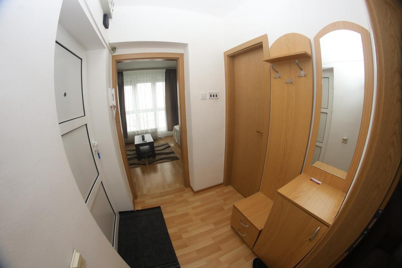 Apartman Centar 1 バニャ・ルカ エクステリア 写真