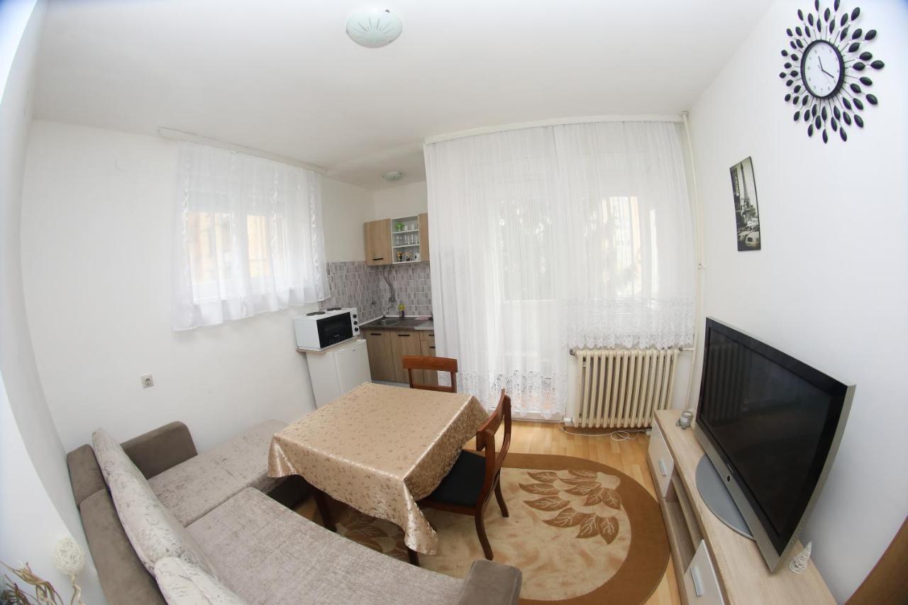 Apartman Centar 1 バニャ・ルカ エクステリア 写真