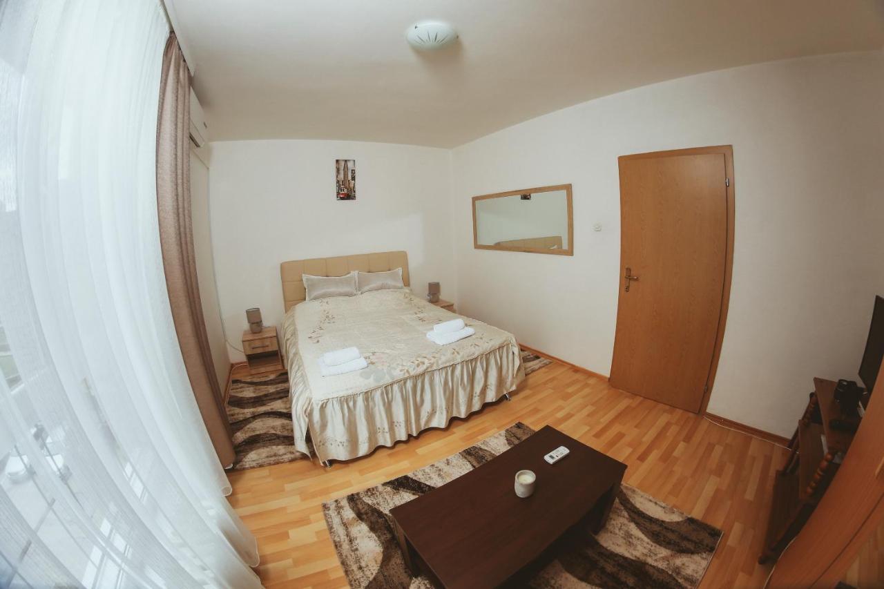 Apartman Centar 1 バニャ・ルカ エクステリア 写真